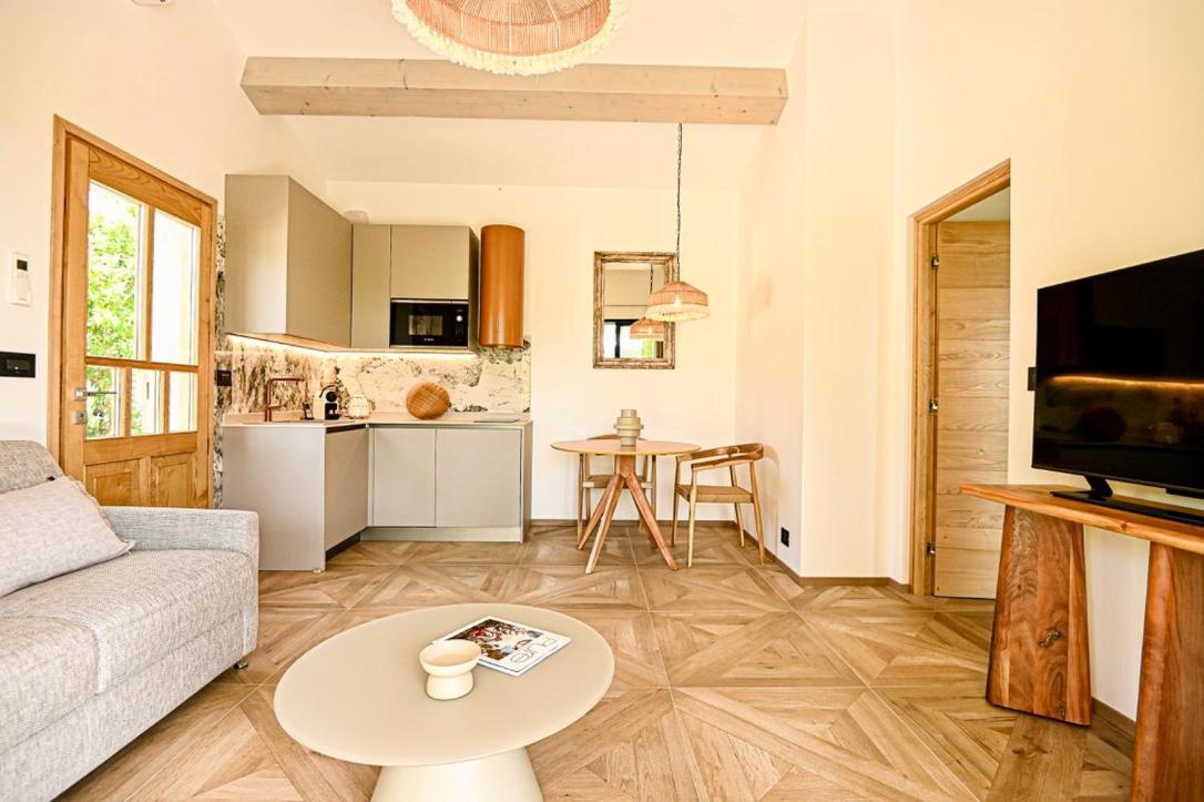 Auberge De L'Oumede Ramatuelle Exterior photo