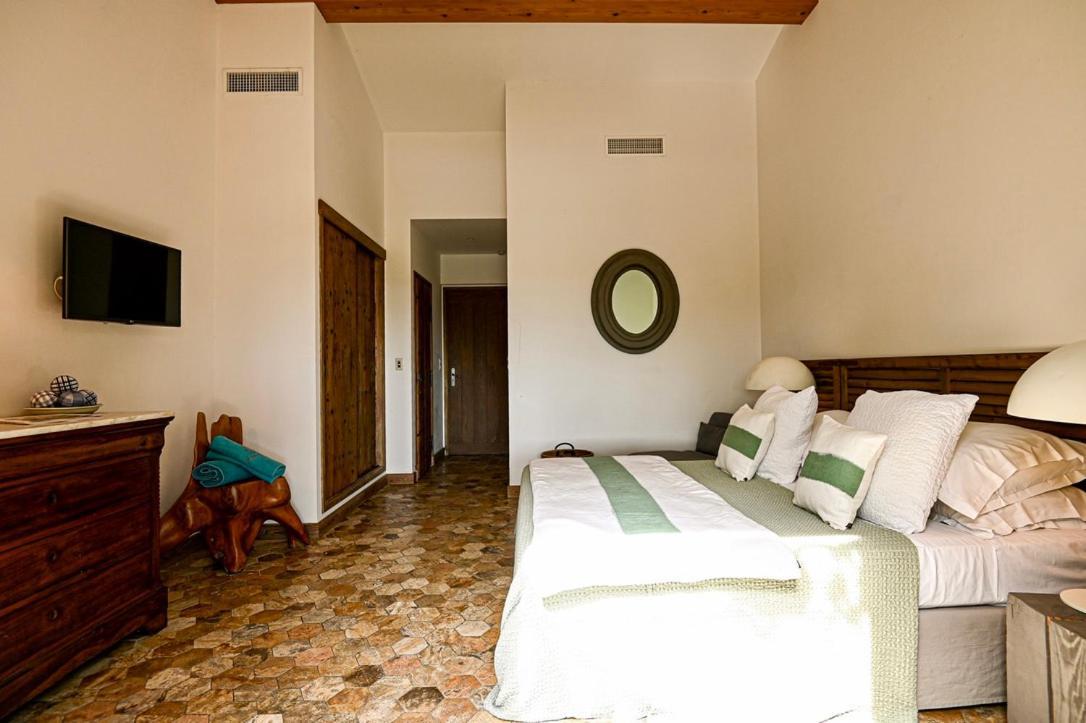Auberge De L'Oumede Ramatuelle Exterior photo